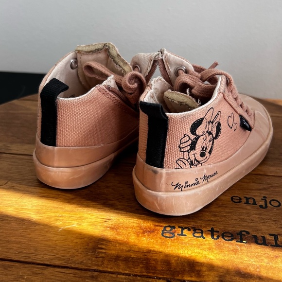 Zara kids Mickey Mouse print boots - Picture 3 of 6